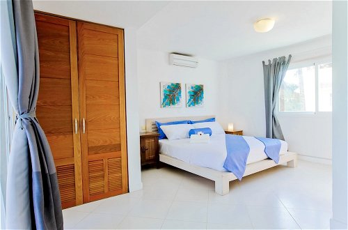 Foto 7 - Ocean View Apartment With 3 BDR at B Varo Beach