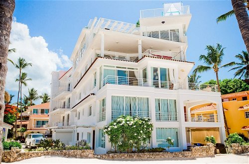 Photo 35 - Ocean View Apartment With 3 BDR at B Varo Beach