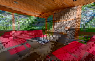 Foto 2 - Cj's Mountain Lodge