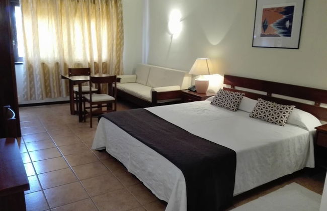Apartamentos da Balaia - Foto 5