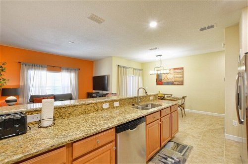 Photo 15 - Townhome W/splashpool In Paradise Palms 3621pp 4 Bedroom Townhouse by Redawning