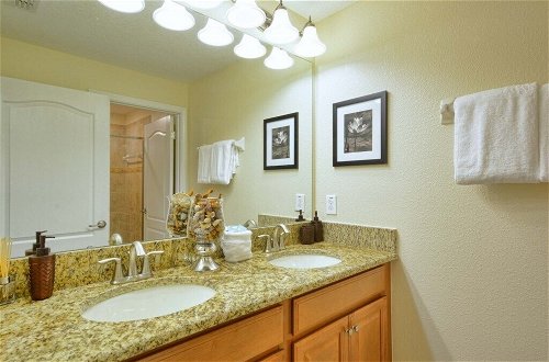Photo 23 - Townhome W/splashpool In Paradise Palms 3621pp 4 Bedroom Townhouse by Redawning