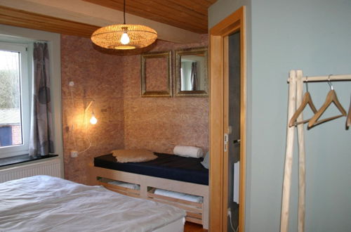 Foto 4 - Bedecked Holiday Home in Vielsalm With Sauna