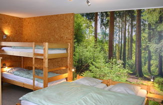 Foto 3 - Bedecked Holiday Home in Vielsalm With Sauna