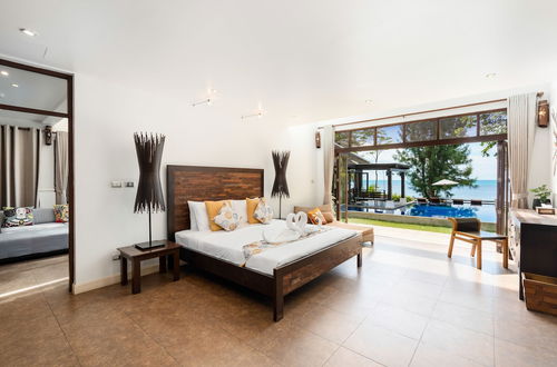 Foto 6 - The Emerald Beach Villa 4