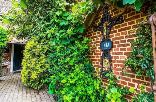 Photo 29 - Holiday Home in Maasmechelen With Terrace, Garden, Parking