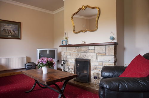 Photo 8 - Inviting 4-bed House in Strokestown