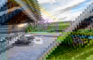 Foto 1 - Luxury Holiday Home With a Pool and Sauna