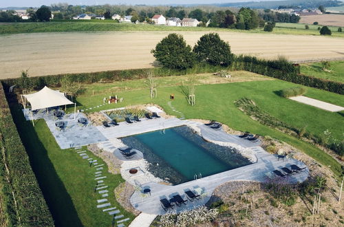 Foto 27 - Luxury Holiday Home With a Pool and Sauna