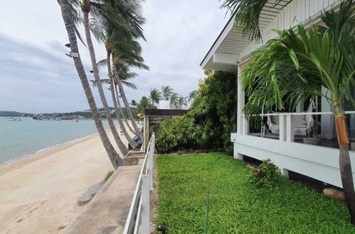 Photo 1 - Ban Mok Talay Beachfront Villa