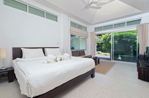 Photo 4 - Ban Mok Talay Beachfront Villa