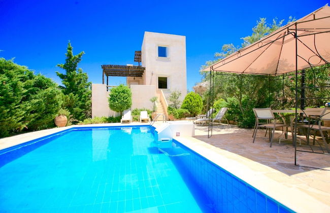 Villa Myrsini Crete - Photo 1