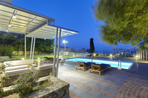 Photo 16 - Mountainside Villa w Pool Breathtaking sea View