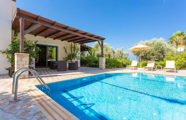 Villa Dimitrios Large Private Pool Sea Views Wifi Eco-friendly - 1974 - Foto 2