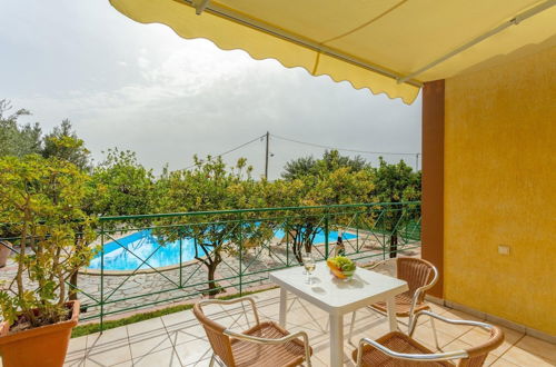 Photo 11 - Villa Russa Dionisis Large Private Pool Walk to Beach Sea Views Wifi Car Not Required - 2017