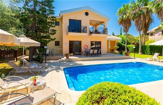 Foto 1 - Villa Halima Alexandros Large Private Pool Walk to Beach Sea Views A C Wifi Eco-friendly - 2504