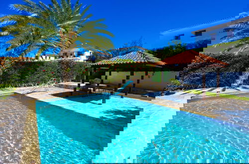 Foto 55 - Villa Argaka Sunset Large Private Pool Walk to Beach Sea Views A C Wifi Eco-friendly - 2760