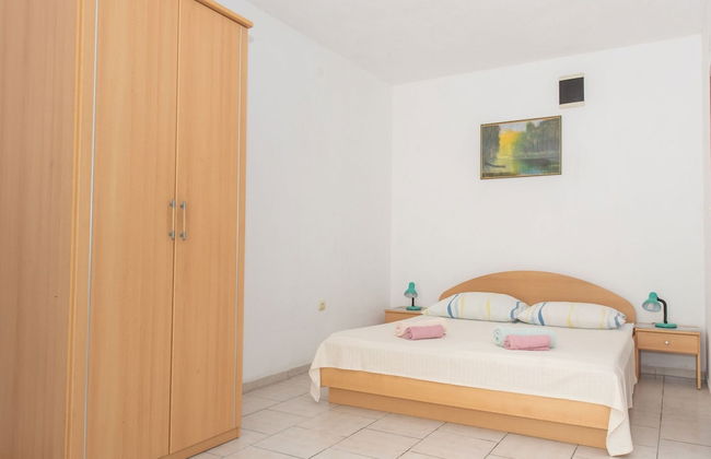 Lovely Holiday Home in Okrug Gornji near Sea - Foto 5