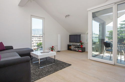 Photo 13 - Topfloor Comfortable Luxury Apartment With Private Balcony,free Garage and Wi-fi