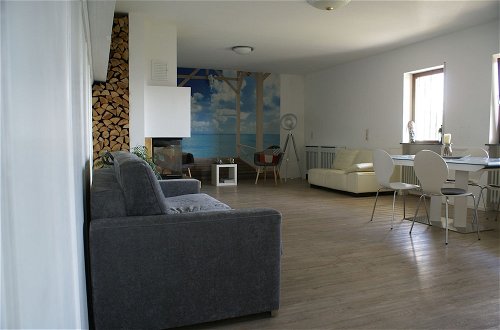 Foto 7 - Oasis Apartment
