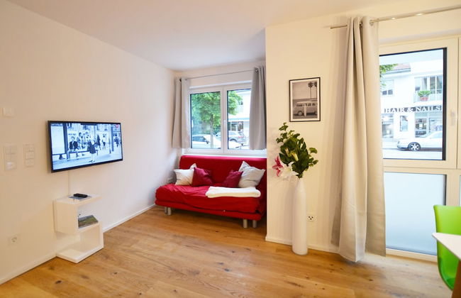 Modern apartment near downtown - Photo 5