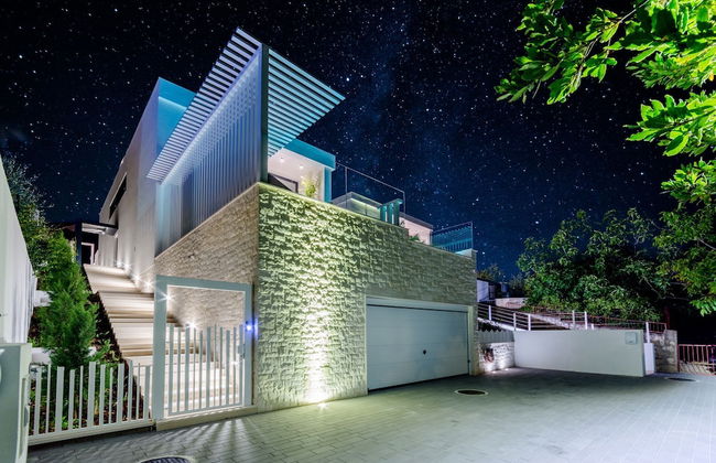 Luxury Villa Luna with Swimming Pool - Foto 1