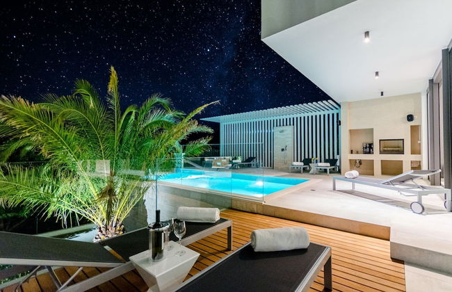 Luxury Villa Luna with Swimming Pool - Foto 27