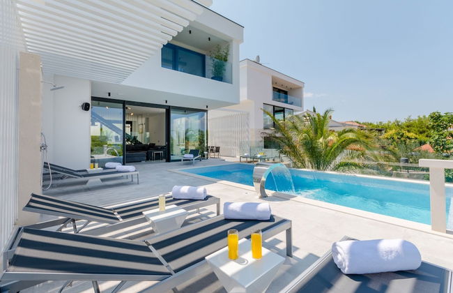 Luxury Villa Luna with Swimming Pool - Foto 19