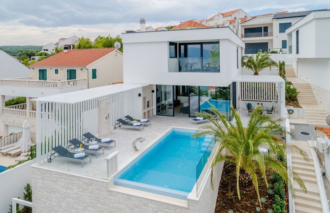 Luxury Villa Luna with Swimming Pool - Foto 18