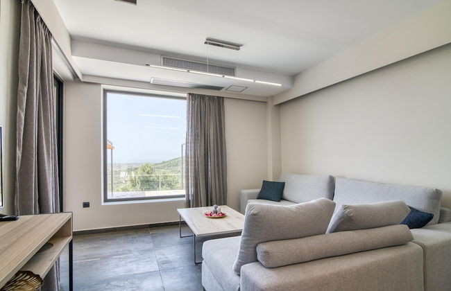Serenity Suites Sea View 1 - Photo 11