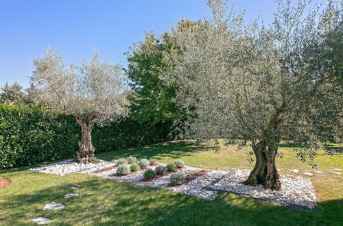 Photo 37 - Splendid Villa in Vižinada with Hot Tub