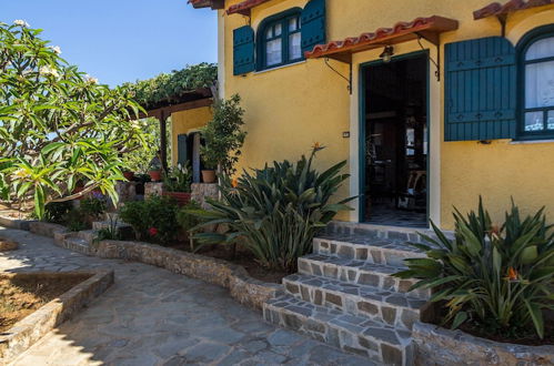 Photo 45 - Gorgeous Stone Cottage by the sea