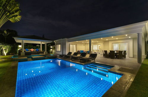 Photo 28 - Luxury Pool Villa 608