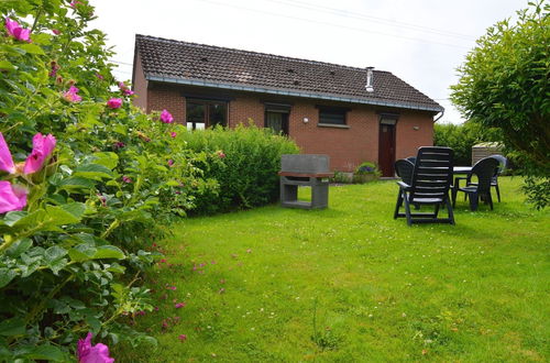 Photo 21 - Pleasant Holiday Home in Froidchapelle With Garden