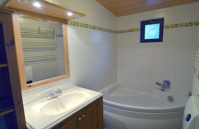 Sunny Cottage With Pool - Foto 14