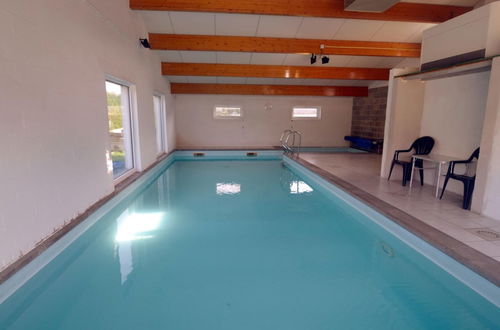 Foto 1 - Quaint Holiday Home With Heated Indoor Pool