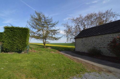 Photo 33 - Quaint Holiday Home With Heated Indoor Pool