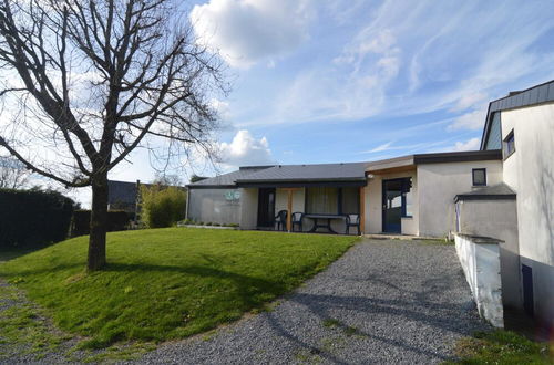 Photo 26 - Quaint Holiday Home With Heated Indoor Pool