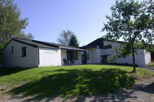 Photo 28 - Quaint Holiday Home With Heated Indoor Pool