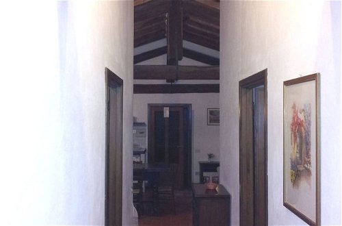 Foto 6 - 3 Rooms Flat in a Green Tuscany Valley