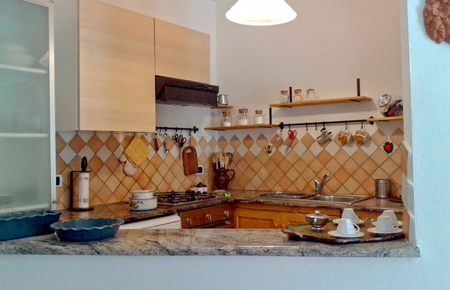 Three-room Apartment With Parking - Foto 15