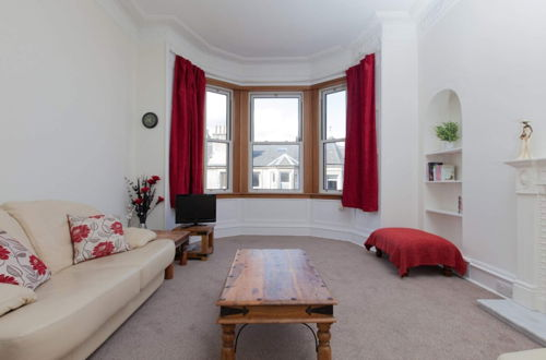 Photo 20 - Spacious and Bright Polworth Flat