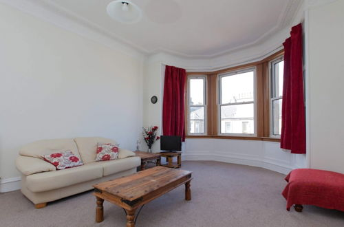 Photo 18 - Spacious and Bright Polworth Flat