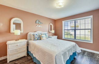 Photo 2 - Coral Cottage by Book That Condo