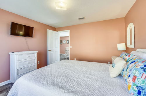 Photo 1 - Coral Cottage by Book That Condo