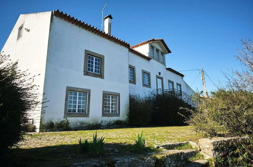 Foto 40 - Beautiful 8 Bed Cottage in Celorico With Pool