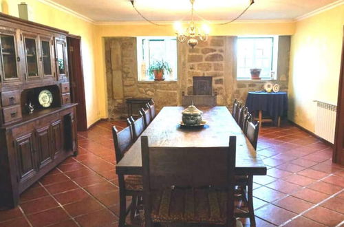 Foto 26 - Beautiful 10-bed Cottage in Celorico With Pool