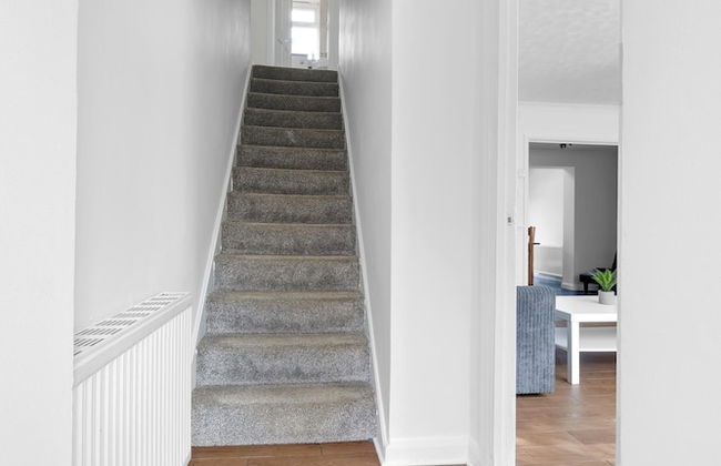 Heathrow Living St Annes Svcs Hse 5 BDRM - Foto 20