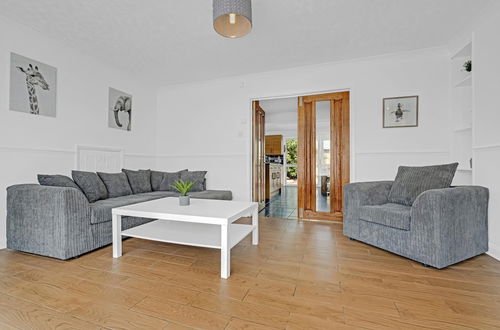 Photo 13 - Heathrow Living St Annes Svcs Hse 5 BDRM