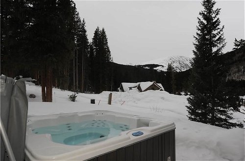 Foto 36 - Moose Meadow Retreat Private Home with Hot Tub